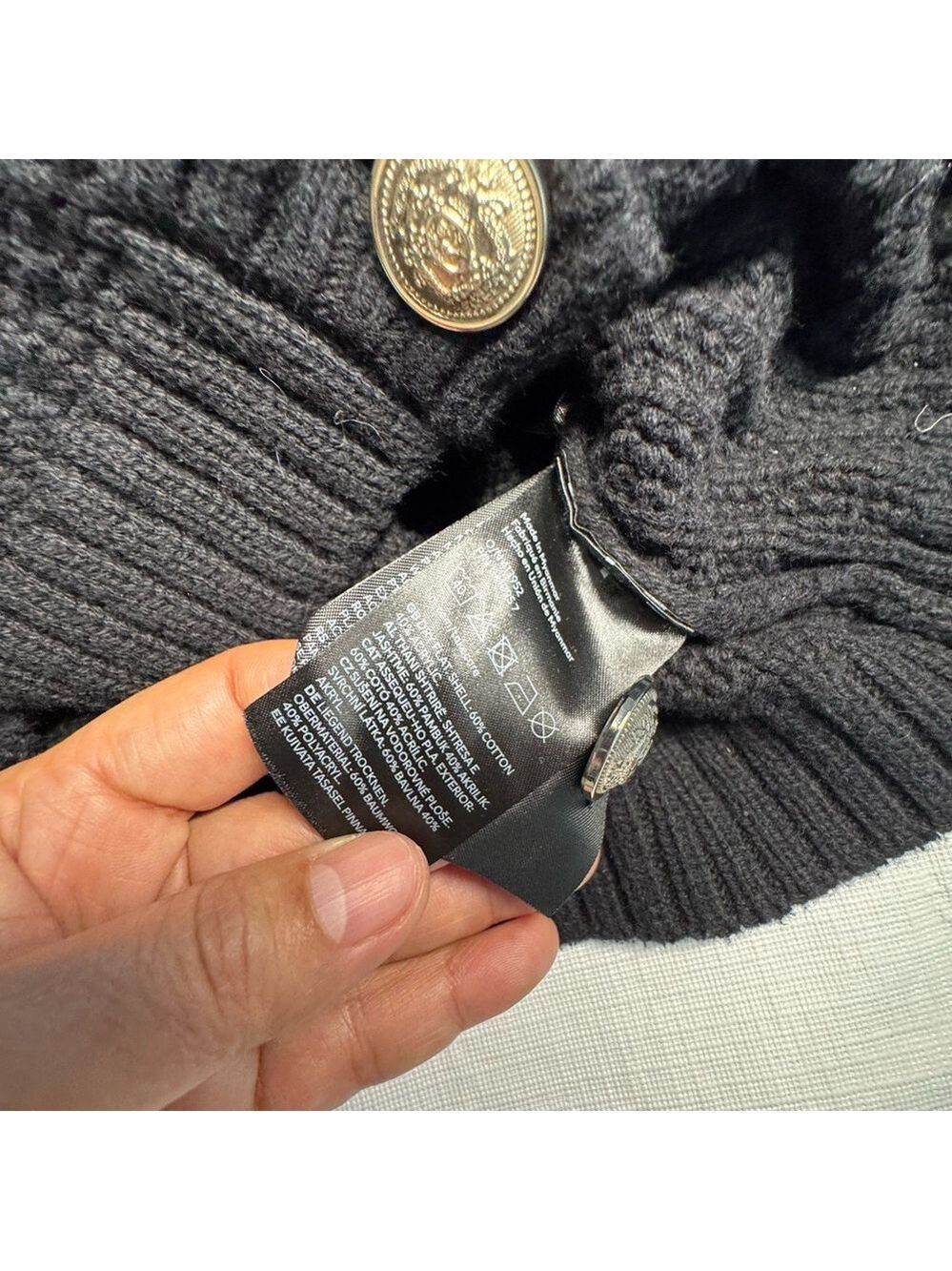 H&M Classic Black Sweater Small - Picture 6 of 9
